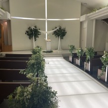 ＡＩＬＥ ｄ’ＡＮＧＥ garden（エルダンジュ　ガーデン）の画像｜丸い形で、ゲストとの距離が近い素敵な挙式会場