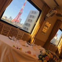ホテル　メルパルク東京の画像｜高砂席の後ろの窓からは東京タワーが見えます。