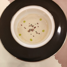 Ｍｉｅｌ　Ｃｌｏｃｈｅ（ミエルクローチェ）の画像｜当日の料理
スープ