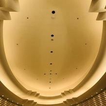ホテル インターコンチネンタル 東京ベイの画像｜チャペルの天井
