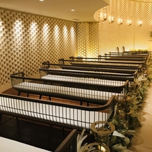ホテル インターコンチネンタル 東京ベイの画像｜チャペル
参列者の椅子