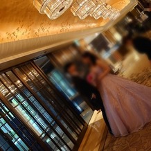 ホテル インターコンチネンタル 東京ベイの画像｜館内前撮りでロビーの廊下などでも撮影がありました