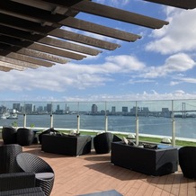 ホテル インターコンチネンタル 東京ベイの画像｜海の見えるテラス