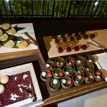 フォーチュン ガーデン 京都（FORTUNE GARDEN KYOTO）の画像｜テラス席で行われたサプライズデザートビュッフェ