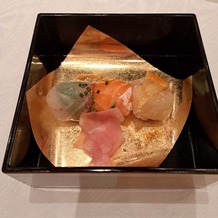 クラシカ ベイ クオーレの画像｜手毬寿司です。一口サイズで食べやすく、味もとても美味しかったです。