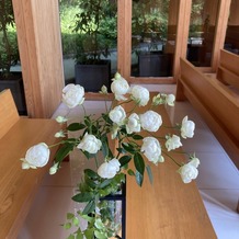 鶴見ノ森　迎賓館の画像｜すずらん
挙式会場の装花は基本プランに含まれています