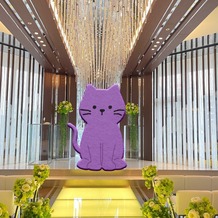 ラグナヴェール名古屋の画像｜紫ネコのスタンプ部分に新郎新婦が立ちます