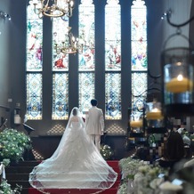 宮の森フランセス教会の画像｜ステンドグラスがとっても綺麗でした！