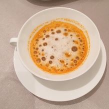 グランダルシュ　ウエディングヒルズの画像｜甲殻類のスープ