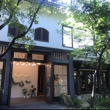 ザ ナンザンハウス（ＴＨＥ ＮＡＮＺＡＮ ＨＯＵＳＥ）の画像｜軽井沢？！ここはどこ？と何処か遠くに旅行に来たかの様なオシャレな入り口！