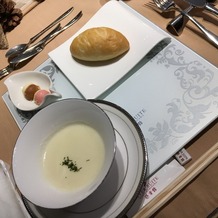 リバースイート京都鴨川迎賓館の画像｜スープ、パン