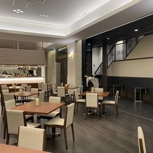 リバースイート京都鴨川迎賓館の画像｜待合室も広いです。ウェルカムスペースの飾りも沢山置けそう！