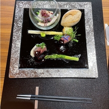 Ｗ ザ ブライズ スイートの画像｜メイン料理です
『鯛・牛肉』
この写真にはありまんが、フォアグラもありました。