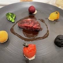 ノートルダム神戸 Ｎｏｔｒｅ Ｄａｍｅ ＫＯＢＥの画像｜牛フィレ肉の低温調理 赤ワインソース ブクティエール風