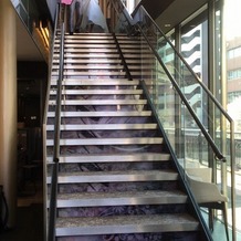 ｍｏｉｔｉｅ　ｍｏｉｔｉｅ（モアチェ　モアチェ）～リバーサイドテラス～の画像｜階段からの入場でした
