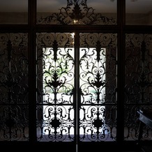 ジェームス邸（神戸市指定有形文化財）の画像｜受付室への扉