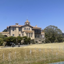 ジェームス邸（神戸市指定有形文化財）の画像｜外観とお庭