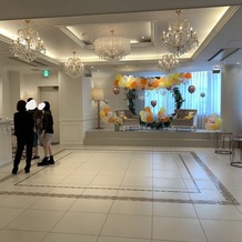 ザ リュクス 銀座(THE LUXE GINZA)の画像｜披露宴会場ホワイエ