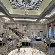 百花籠（ひゃっかろう）―Neo Japanesque Wedding―の画像｜階段入場もできるみたいです