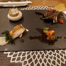 THE MARCUS SQUARE KOBE　（ザ マーカススクエア 神戸）の画像｜右上 メイン肉
右下 穴子と茄子
左下 魚料理

右下が特に美味しかったです。