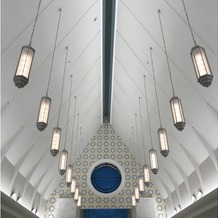 THE MARCUS SQUARE KOBE　（ザ マーカススクエア 神戸）の画像｜チャペルの天井
