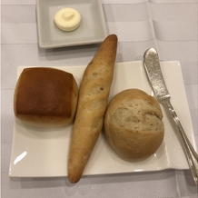 PLEIAS OTA（プレイアス太田）の画像｜5種類のパンを試食させてくれた