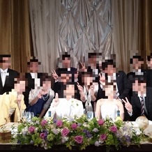 インターコンチネンタルホテル大阪の画像｜会社の同僚、上司に囲まれての集合写真