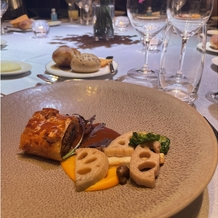 インターコンチネンタルホテル大阪の画像｜鰻と茄子のパイ包み 野菜とペドロヒメネス