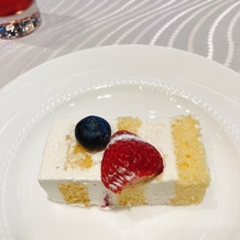 ザ・ロイヤルクラシック福岡の画像｜ウエディングケーキ