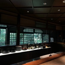 アカガネリゾート京都東山　（AKAGANE RESORT KYOTO HIGASHIYAMA）の画像｜レストランからの景気です。どの会場からも緑を眺めることができます。夏場でも涼しく過ごせそうです。