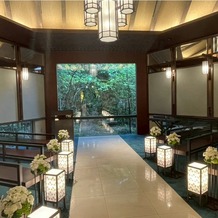 アカガネリゾート京都東山　（AKAGANE RESORT KYOTO HIGASHIYAMA）の画像｜昼のチャペル