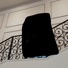ルシェルアンジュ水戸 ウエディングシャトーの画像｜お色直しで階段から降りてくる演出がありました。