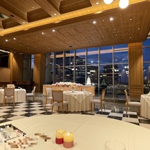 ノートルダム横浜みなとみらいの画像｜試食会の様子
