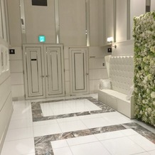 アルカンシエル南青山の画像｜披露宴会場前の貸切スペース