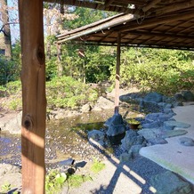 ザ・ガーデンオリエンタル・大阪の画像｜庭園の中に茶室があったり川が流れていたり