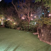 ザ・ガーデンオリエンタル・大阪の画像｜別館の披露宴会場に隣接するお庭