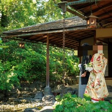 ザ・ガーデンオリエンタル・大阪の画像｜和な建物、庭があったので、和装で撮ってもらうにはぴったりでした。