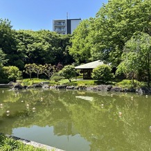 ザ・ガーデンオリエンタル・大阪の画像｜結婚式場内池