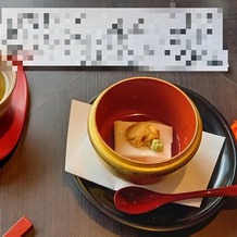 菊水楼(THE KIKUSUIRO NARAPARK)の画像｜試食会の写真。献立は料理長の手書き