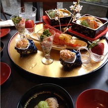 菊水楼(THE KIKUSUIRO NARAPARK)の画像｜手前の椀物（鰻のおにぎりのだし茶漬け）が美味しかったです