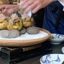 菊水楼(THE KIKUSUIRO NARAPARK)の画像｜石焼きの水茄子　その場で総料理長が盛り付け(^^)