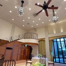 The Palm Garden Orient Villa（ザ・パームガーデン　オリエントヴィラ）の画像｜2階の階段から出てくることも可能です。