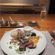 ｏｎ　Ａ　ＴＡＢＬＥ（オン　ア　ターブル）　　の画像｜最高のお肉