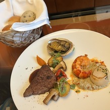 KYUKARUIZAWA KIKYO, Curio Collection by Hilton（元 旧軽井沢ホテル）の画像｜式後にホテルで食べたお料理
式中は最初の2品だけ出していただき、その他を部屋でゆっくり食べれました