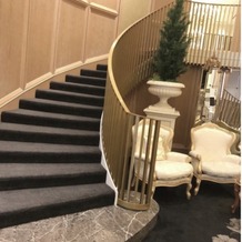 ストリングスホテル NAGOYAの画像｜披露宴会場内階段