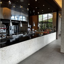 ストリングスホテル NAGOYAの画像｜厨房を見せる演出の一つ