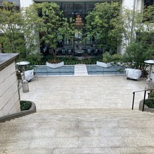 ストリングスホテル NAGOYAの画像｜大聖堂から階段下