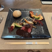 KOTOWA　奈良公園　Premium Viewの画像｜式場見学の時に試食をさせてもらいました！お肉が柔らかくて、野菜も素材の甘みがすごくて美味しかったです
