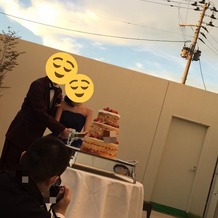 ＡＮＥＬＬＩ 長岡（アネーリ 長岡）の画像｜ガーデンでケーキ入刀