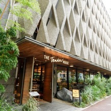 THE TENDER HOUSE（ザ テンダーハウス）の画像｜エントランス